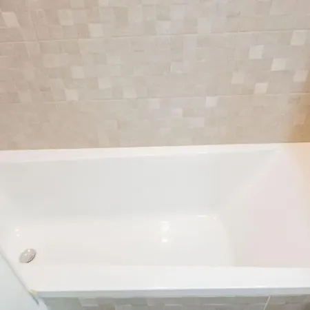 Grand Studio De 31 M2 Amenage Clichy Buitenkant foto