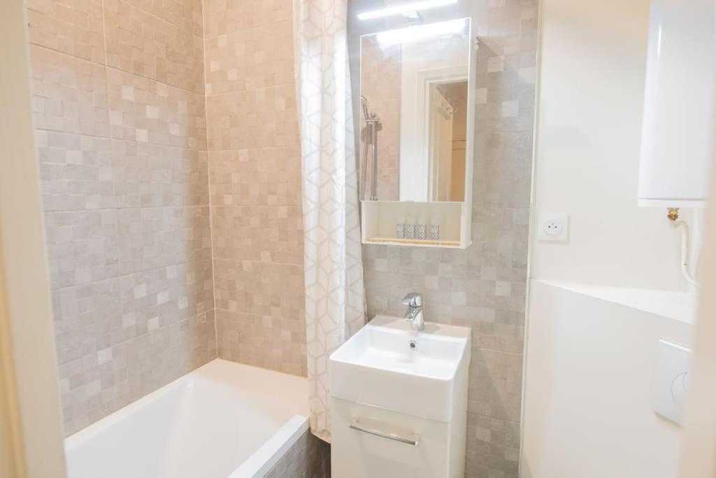 Grand De 31 M2 Amenage Apartamento